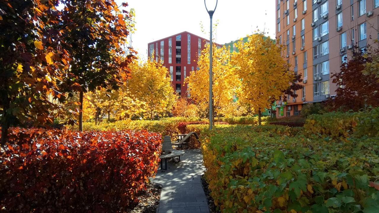 Positive Smile Studio Apartment In The Colorful Comfort Town Residental Complex. Kt-06. Киев Экстерьер фото